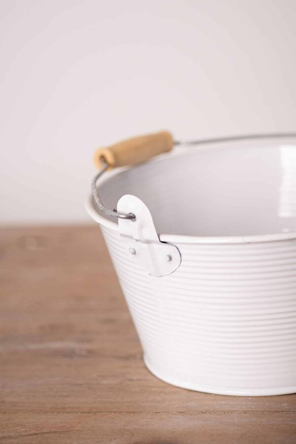 Pot en métal blanc – Image 2