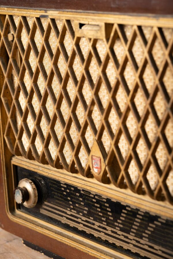 poste de radio vintage – Image 2
