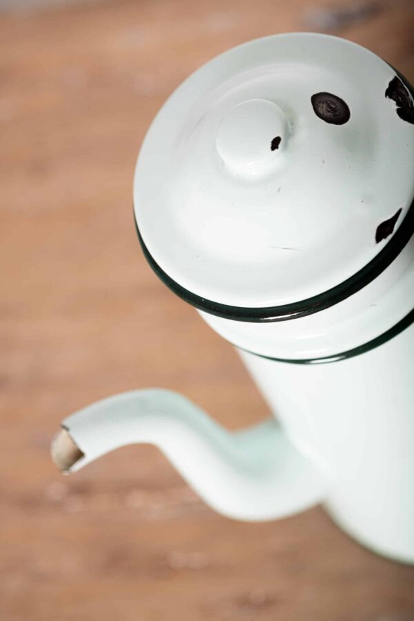 Pot émaillé vintage – Image 3